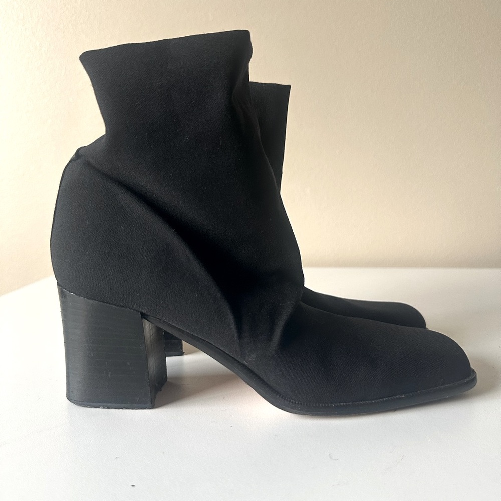 Vintage Valero Martinez Black Nylon Ankle Square Toe Heeled Boots 7